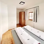 Wachinghof * رين باي كيتزبوهيل